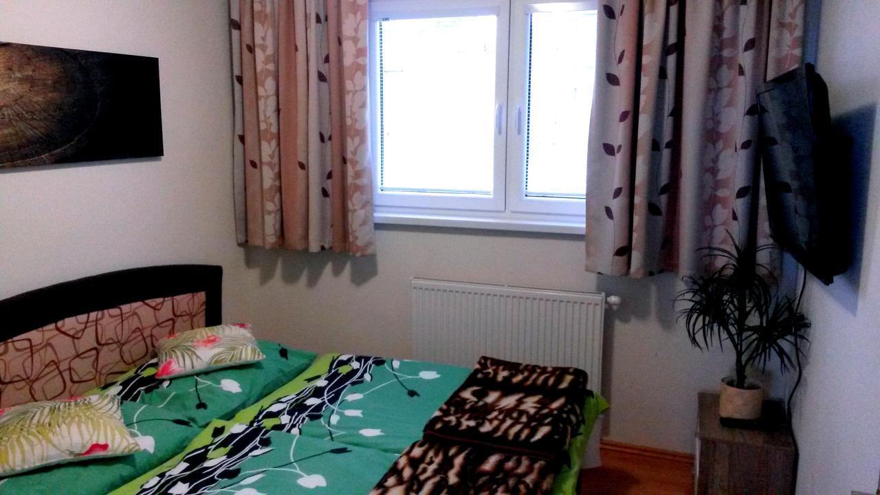Pine Wood Apartment Vyšné Ružbachy エクステリア 写真